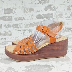 New Korks By Kork-Ease Marley Orange Faux Leather Wedge Heel Sandals H231